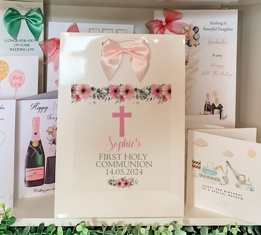a bunch of greeting cards with a cross on them