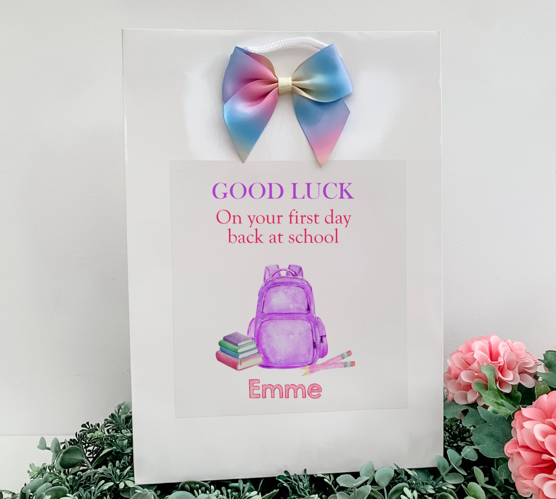a picture of a back to school sign